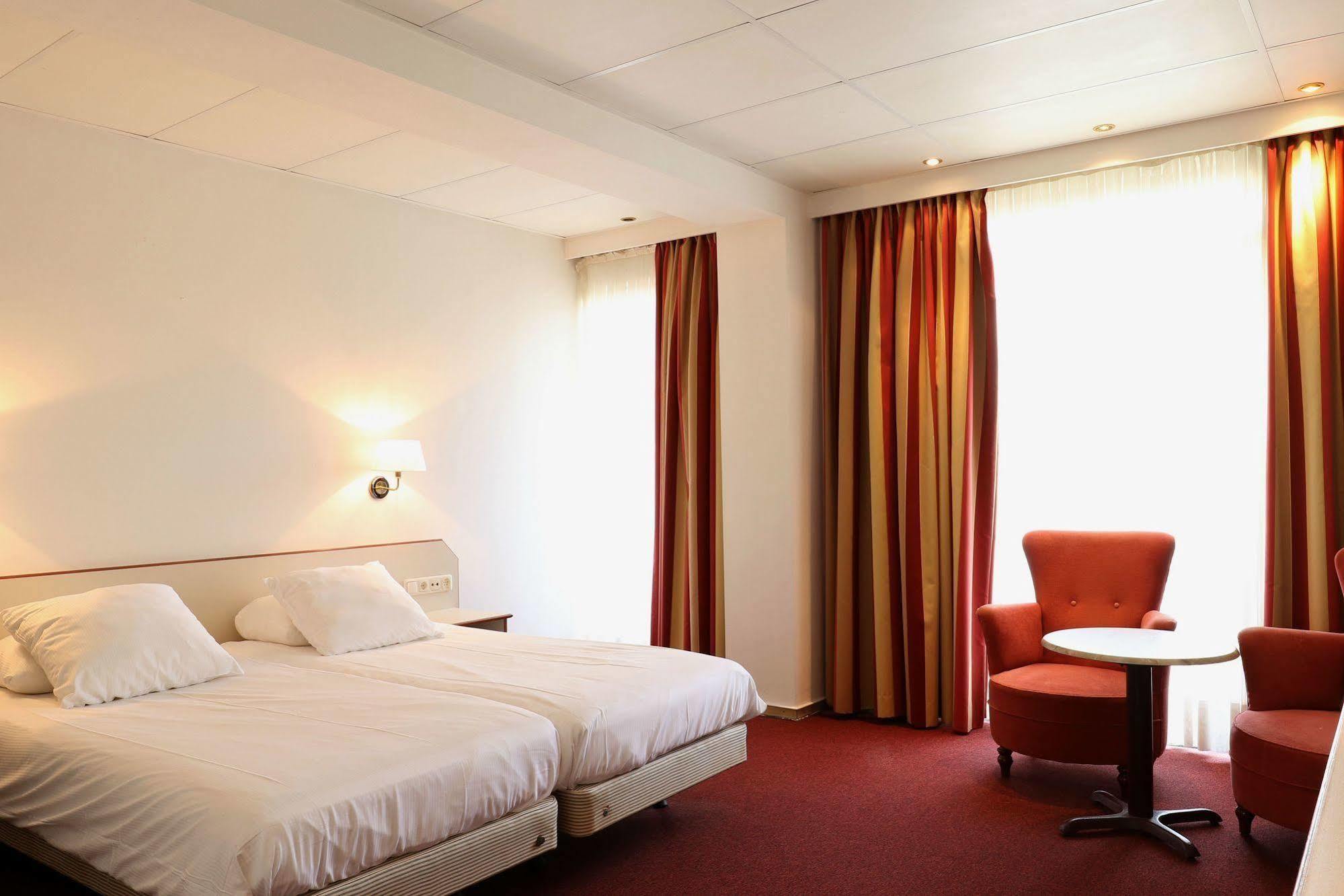Js Hotel Epen Εξωτερικό φωτογραφία