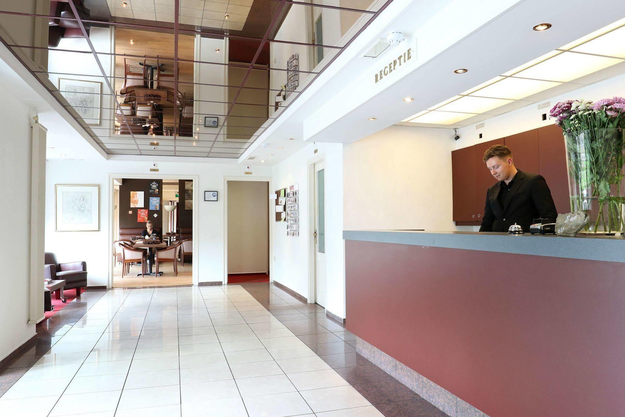 Js Hotel Epen Εξωτερικό φωτογραφία